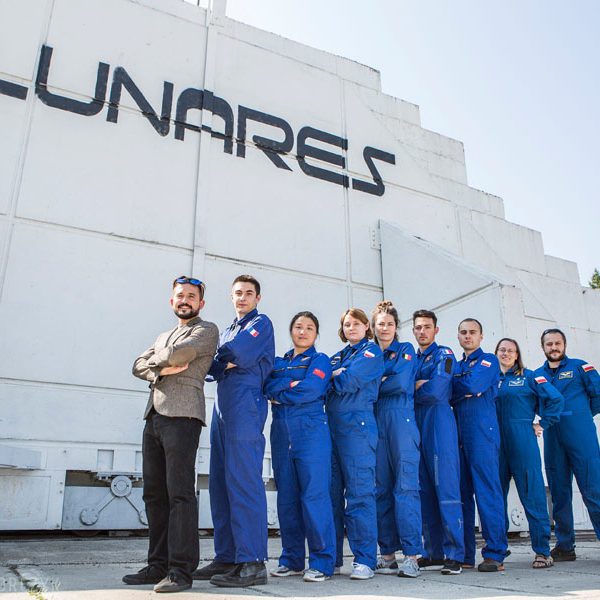 38747539_318998118661098_6409435813863489536_o